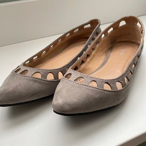Cute grey flats